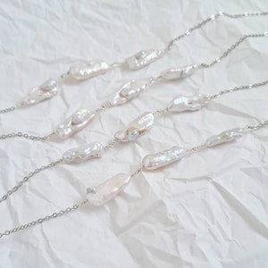 Irregular Pearl Necklace image 7