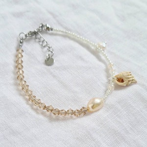 Beige Pearl and Corwie Bracelet beaded accesories image 4