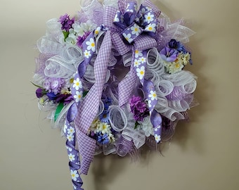 Couronne déco lavande en filet| Grande couronne en filet violette déco | Couronne de fleurs printanière | Couronne décorative en filet pour la fête des Mères | Couronne de fleurs violette