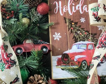 Red truck Christmas wreath| Christmas Wreath| Red Truck Decor| Red Truck Christmas | Christmas Decor wreath| Vintsge Red Truck Decor Wreath