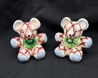 Vintage Plaid Teddy Bear Salt and Pepper Shakers: 1950s Japan Kitchen Decor