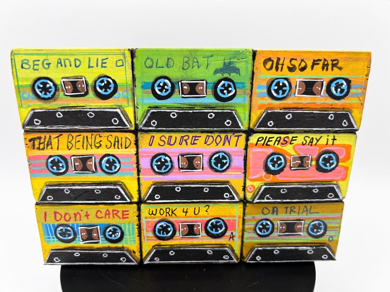 Handpainted Cassette Tape Wood Sculpture: Retro Pop Art Mix Tape immagine 2