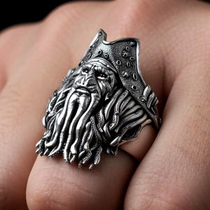 Silver Davy Jones Ring, Flying Dutchman Band, Nautical Pirate Jewelry, Mythical Sea Legend Design, Treasure of the Deep