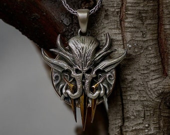 Silver Baldur's Gate Medallion Illithid Symbol, DnD Lover Gift, Mind  Flayer Necklace, Netherese Brain Pendant, Gaming Jewelry