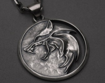 Pattistore White Wolf Witcher Geralt of Rivia Necklace Wolf School Hunt Medallion Pendant Cosplay Accessories Pattistore White Wolf Witcher Geralt of Rivia Necklace Wolf School Hunt Medallion Pendant Cosplay Accessories