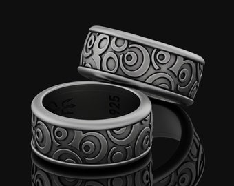 Rotating Circular Design Ring - Silver Circle Pattern Band, Modern Geometric Spin, Elegant and Sleek Jewelry