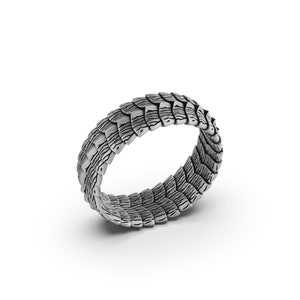 Silver Lizard Scale Band Gothic Engagement Ring Wedding Band Mens Womens Jewelry Gift For Her Him Dragon Accessory