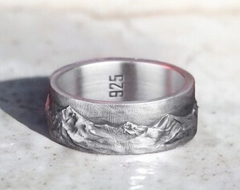 Mountain Engraved Ring, Nature Inspired Jewelry, Hiking Lover Gift, Adventure Band, Summit Scene Ring, Engraved Landscape Ring