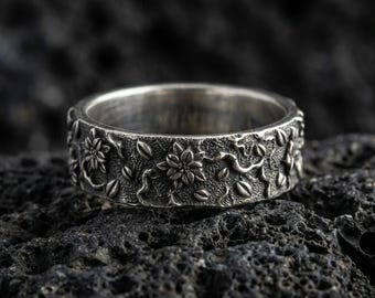 Personalized Sterling Silver Floral Ring – Engraved Flower Band