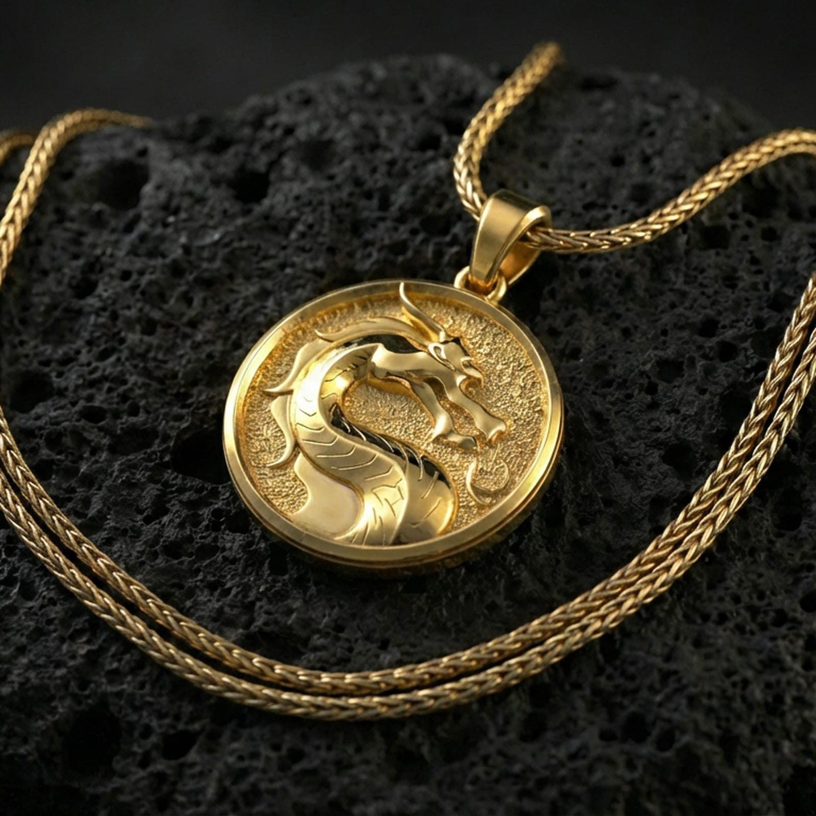 グラデーション/スネークボーン(蛇骨)Brass necklaceレッドドラゴン グラデーション/スネークボーン(蛇骨)Brass necklaceレッドドラゴン