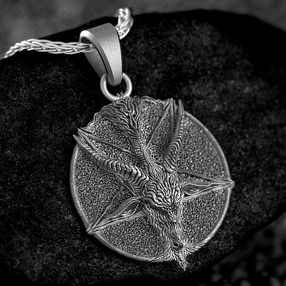 he Satanic Temple Collana Testa di capra Pentagramma invertito Pentacolo Collana in acciaio inossidabile Ciondolo Catena Regali Altare Satanico Decor Satanismo Gothic Punk Goth Strega Wicca