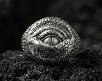 Sterling Silver Dragon Eye Ring – Gothic Fantasy Jewelry