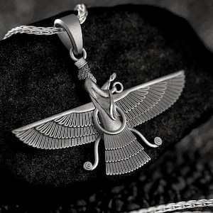 Colar Faravahar de Prata • Pingente de Anjo da Guarda • Joias Zoroastrianas Ahura Mazda