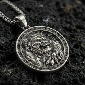 Imperial Guardian Lion Pendant – Chinese Fu Dog Necklace, Feng Shui Talisman, Mythical Protection Amulet