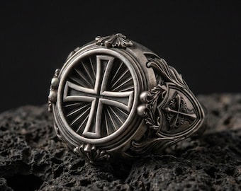 Kristen korsring i sterlingsilver – Crusade Jewelry