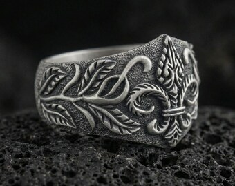 Oxidized Sterling Silver Fleur-de-Lis Ring Band, Heraldic Jewelry