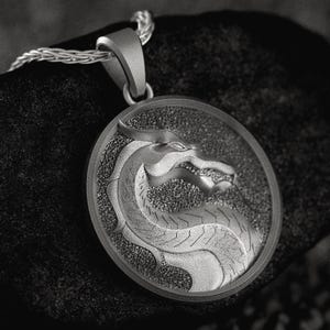 Mortal Kombat Dragon Pendant – Fantasy Gamer Necklace, Silver Martial Arts Symbol Charm