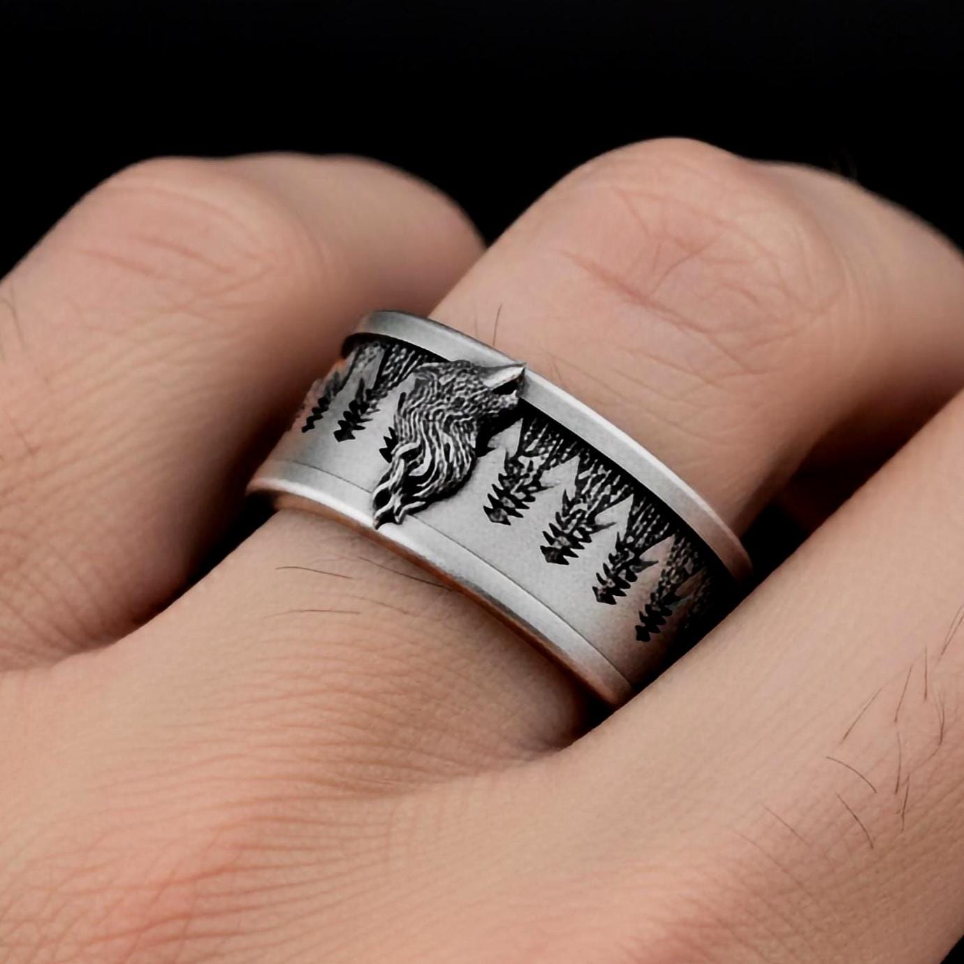 Bague en argent avec loup et forêt de pins, bague pour homme, mariage, anniversaire, fiançailles, promesse, bague personnalisée, unisexe