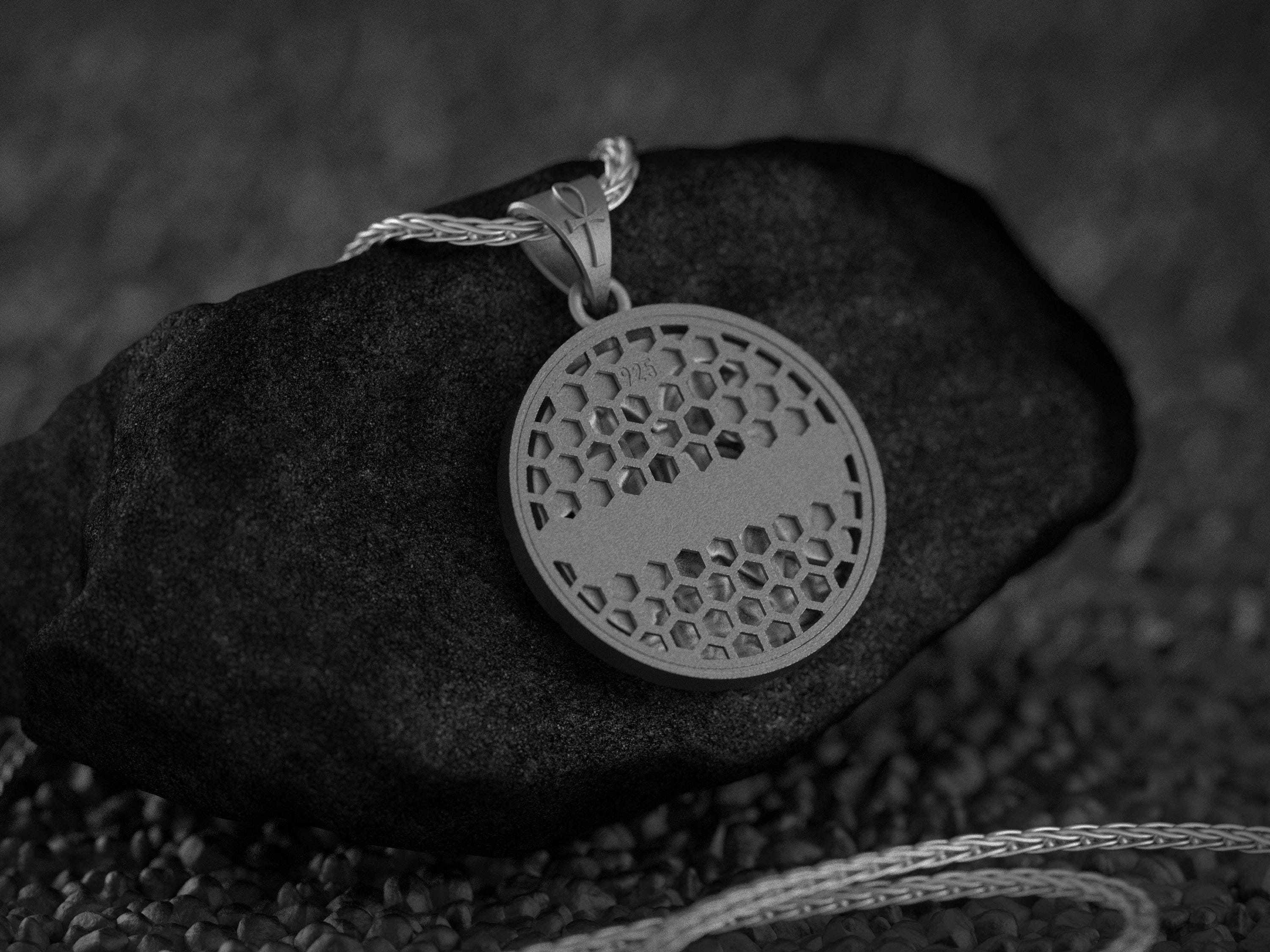 Collier Pendentif Anubis Horus Argent Sterling 925 Et Laiton - Gravure Hiéroglyphes - Chaîne 60cm