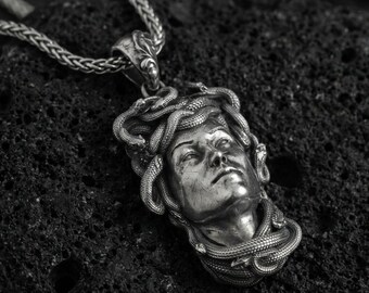 Sterling Silver Medusa Pendant – Greek Mythology Snake Necklace
