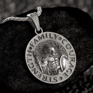Personalized Spartan Warrior Pendant Necklace 925 Sterling Silver, Strength Family Courage Ancient Warrior Gift for Men, Custom Engraved