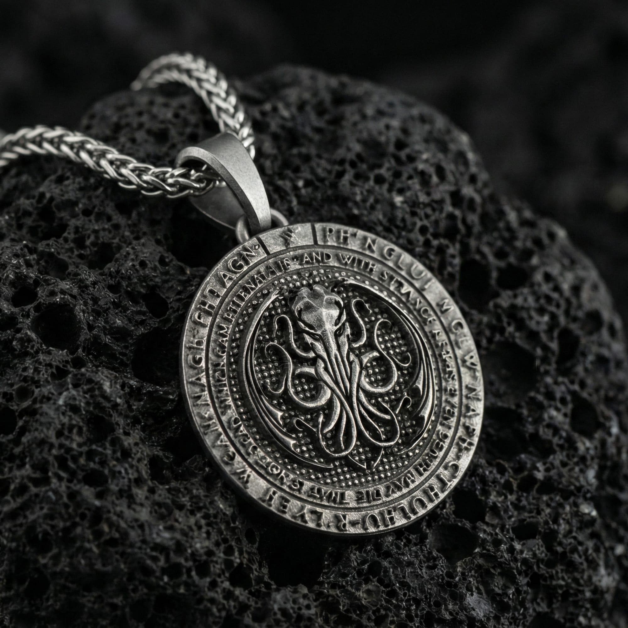 Cthulhu Pendant – Eldritch Horror Necklace, Lovecraftian Amulet Cthulhu Pendant – Eldritch Horror Necklace, Lovecraftian Amulet