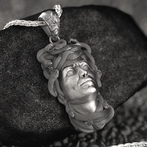 Medusa Pendant – Silver Greek Mythology Necklace for Men & Women, Gorgon Snake Head Jewelry, Dark Academia Statement Gift