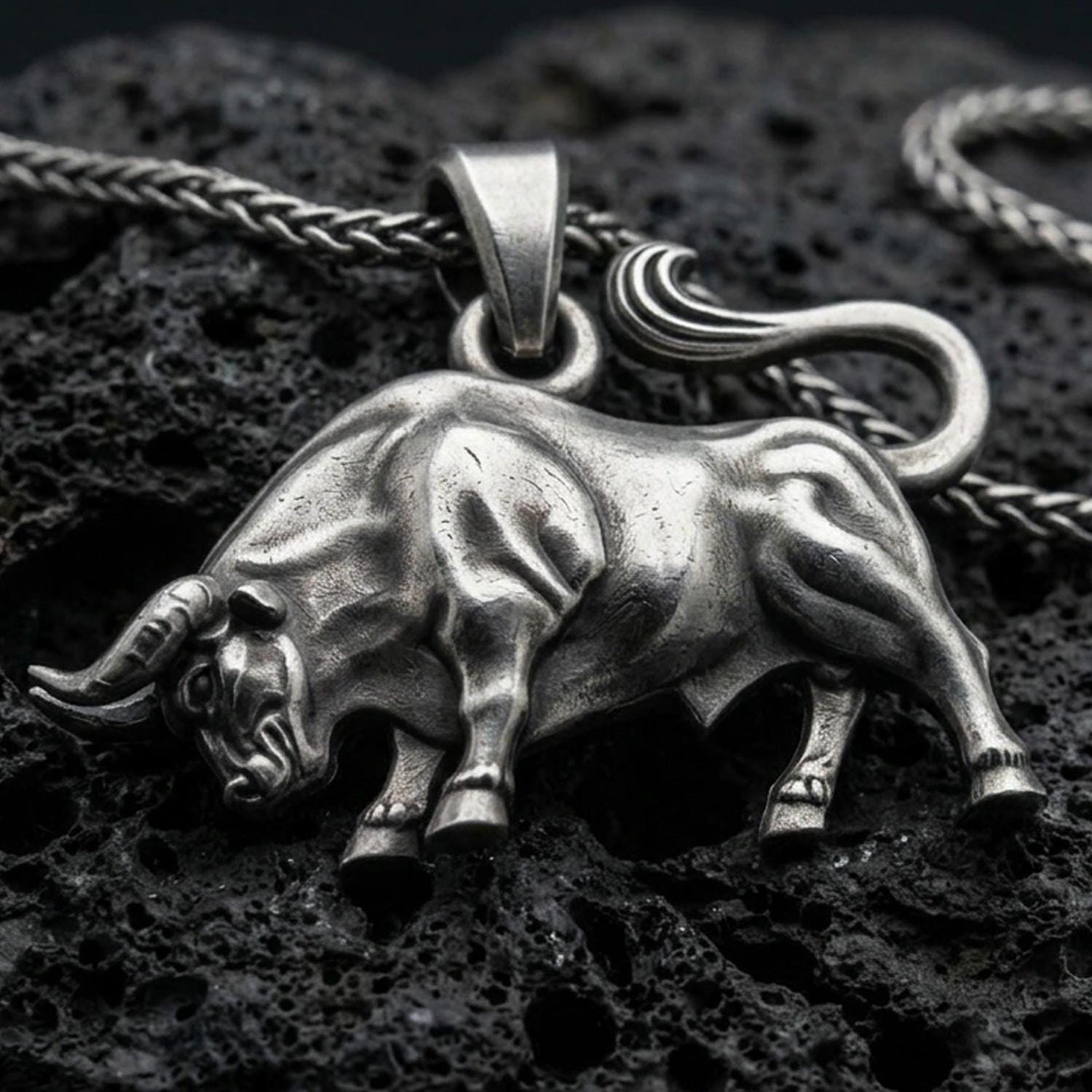 CRWENG Collana con mucca altopiana, in argento Sterling CRWENG Collana con mucca altopiana, in argento Sterling