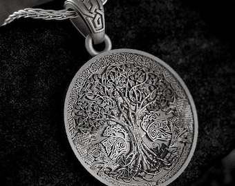 Yggdrasil Tree of Life Pendant Viking Jewelry Norse Mythology Necklace Celtic Knot Amulet Pagan Symbol Talisman for Men and Women