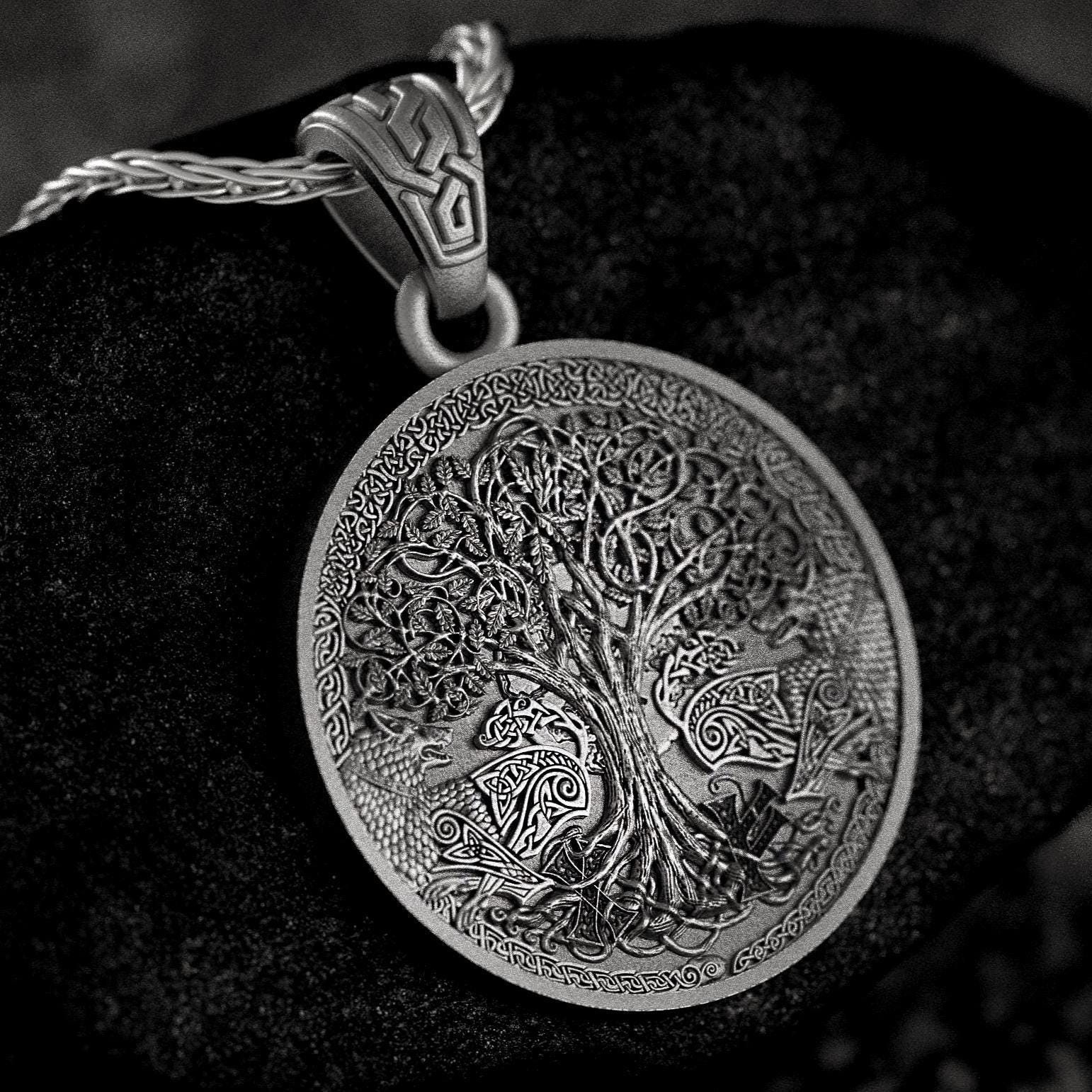 Yggdrasil Tree of Life Pendant Viking Jewelry Norse Mythology Necklace Celtic Knot Amulet Pagan Symbol Talisman for Men and Women