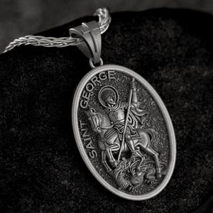 Pendentif Saint Georges - Collier médaille en argent sterling pour tueur de dragons Bijoux catholiques orthodoxes