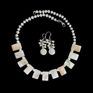 MOTHER of PEARL NECKLACE