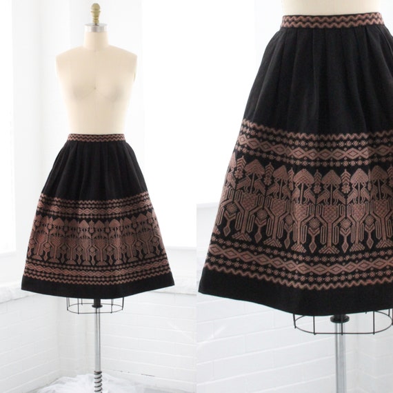 50s Guatemalan Embroidered Circle Skirt XS Small … - image 1