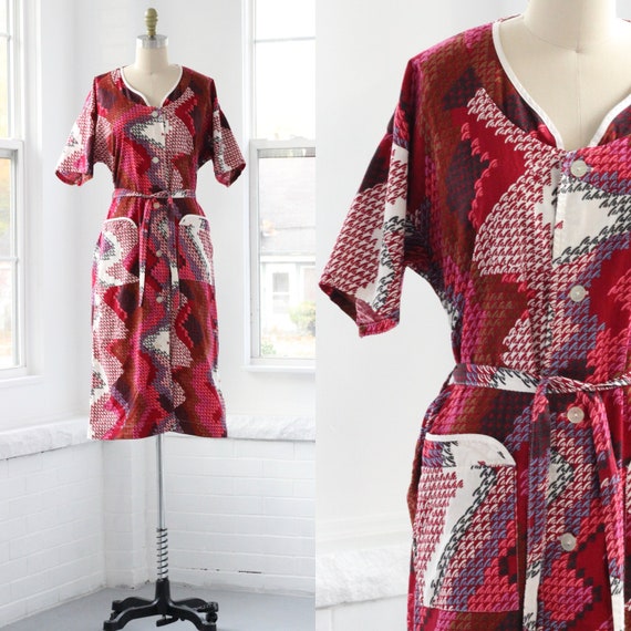 70s Psychedelic Button Front Lounge Dress