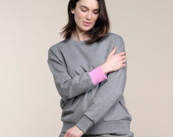 Crew Neck Sweatshirt - Stylish Sweatshirt - Trendy Top - Heather Grey Sweatshirt for Women - Sustainable Clothing