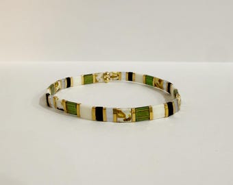 Fern | Green and Cream Tila Stretch Bracelet | Stretch Bracelet | Stackable Bracelet | Minimalist Bracelet