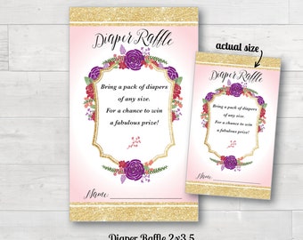 Peut inclure: Ticket de tombola pour couches rose et or avec un motif floral. Le texte indique "Diaper Raffle" et "Apportez un paquet de couches de n'importe quelle taille. Pour avoir une chance de gagner un prix fabuleux !"