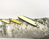 4 Vintage Pocket Knives Assorted Materials Well Used DaMaGeD