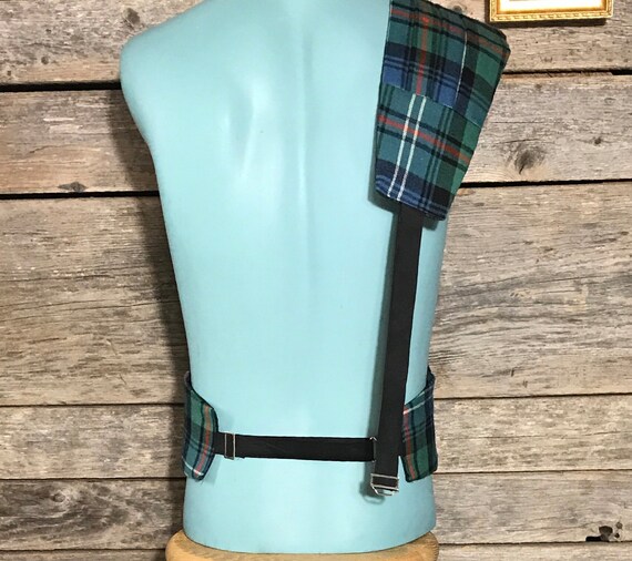 Petit Kilt Tartan Vert Femme 100% Laine – Collection Highlander PBF Par Lochcarron