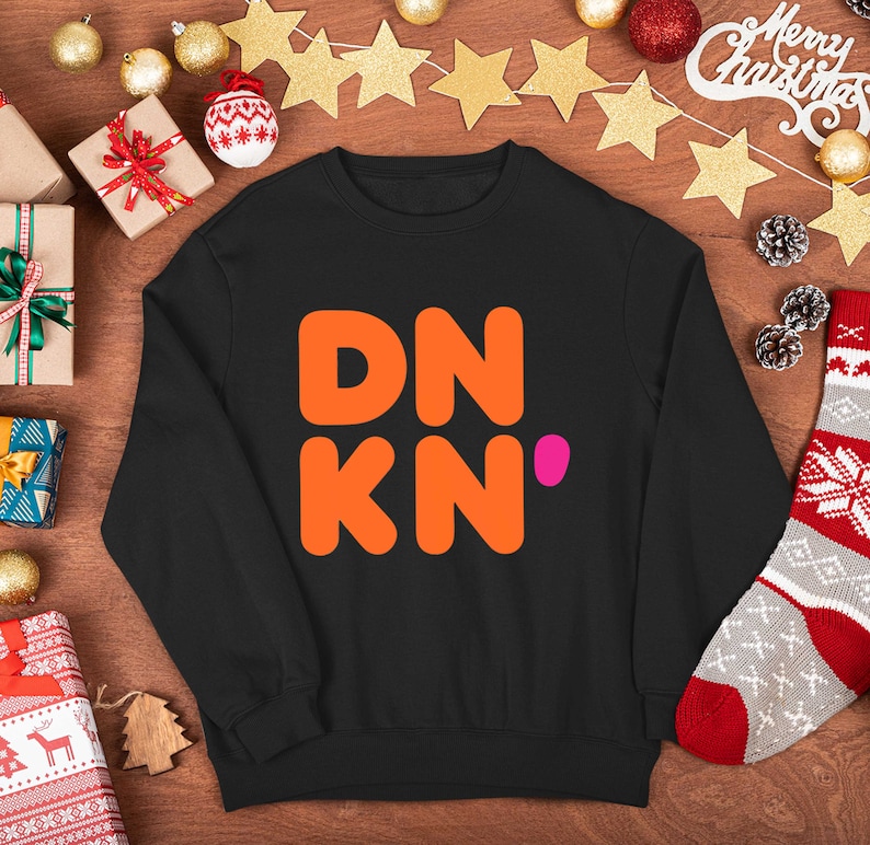 dunkin donuts new logo merchandise Best Seller Dunkin Donuts New Logo Merchandise T-shirt dunkin donuts new logo gift