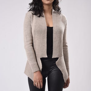 Alpaca Wool Cardigan – Chunky Knit Alpaca Sweater for Women – Long Sustainable Cardi, Eco-Friendly Gift – Beige, Black, Medium, Large UK
