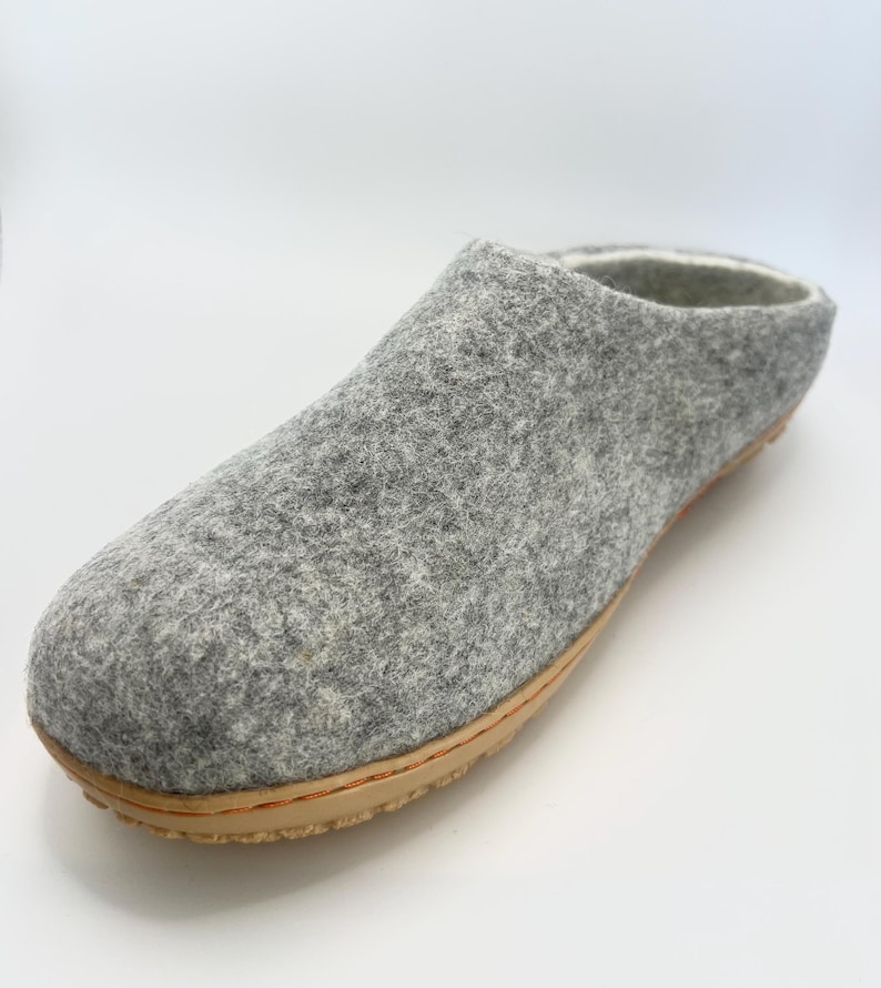 Pantuflas de lana gris para hombre – Mules de fieltro con suela de goma / Regalo para el Día del Padre imagen 2