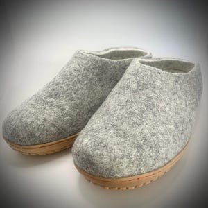 Pantuflas de lana gris para hombre – Mules de fieltro con suela de goma / Regalo para el Día del Padre imagen 7