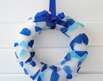 Sea Glass Wreaths, Coastal Themed Decor. Blue or Green. 7 inch/18cm.