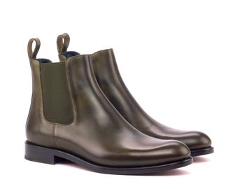 The LaSalle St. Women’s Chelsea Boot No. 3231 from Robert August