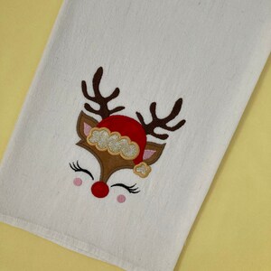 Roxy Reindeer Applique Embroidered Cotton Flour Sack Towel, Christmas Home  and Kitchen Reindeer Holiday Party Decor, Housewarming Host Gift