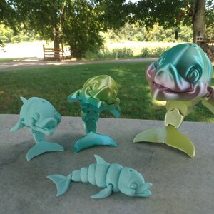 Flexi-Dolphin. Articulated kids desk toy. Fidget toy. Flexi-Factory