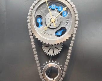 Personalized Motorized Jeep V8 Engine Gear Wall or Desk Clock CJ7 Wagoneer Classic Jeep, Rotating Timing Chain Muscle Car Man Cave Steampunk