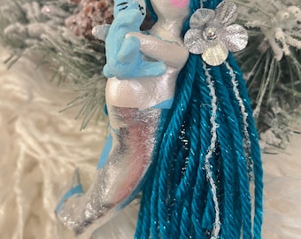Bon Bon Magnets "Maternity/Mermaid Ornament Expecting Mermaid"