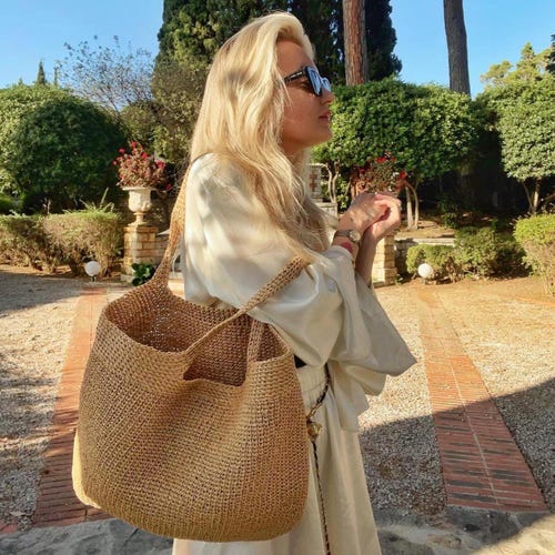 Borsa grande in rafia marrone chiaro lavorata all'uncinetto, semplice borsa tote naturale boho, borsa estiva in paglia leggera, regalo unico fatto a mano per donna